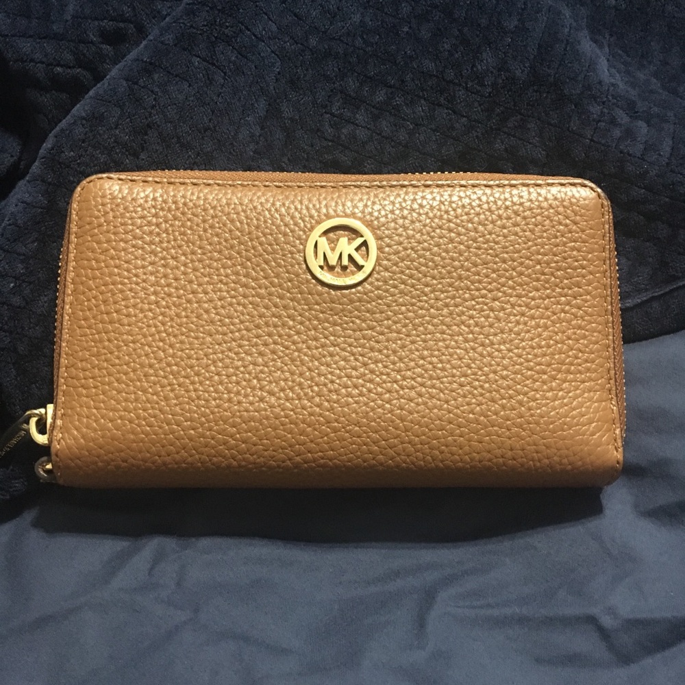 Michael Kors wallet